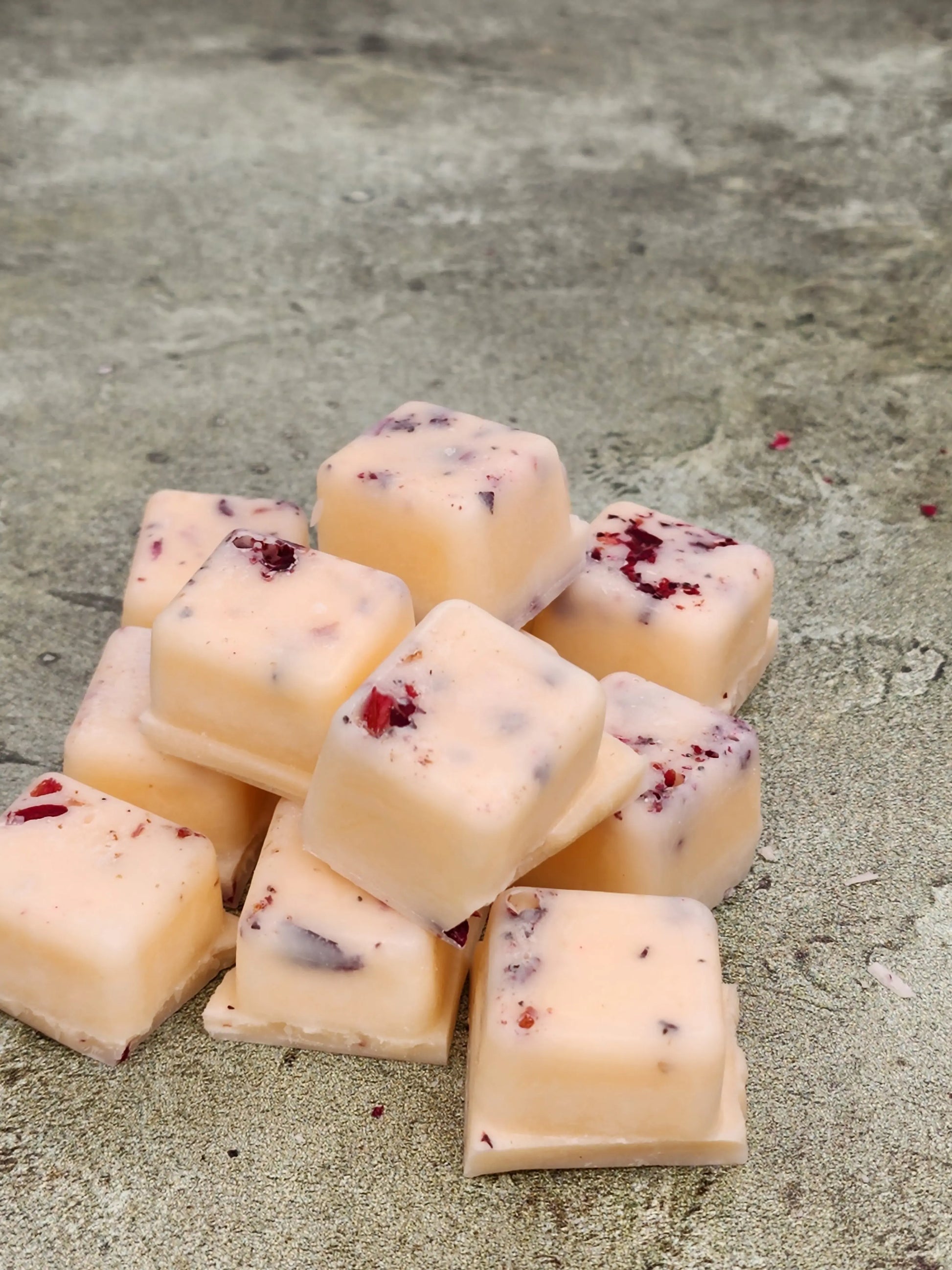 Organic Vanilla Rose Soy Wax Melt Herbal Scent Candles & Co.